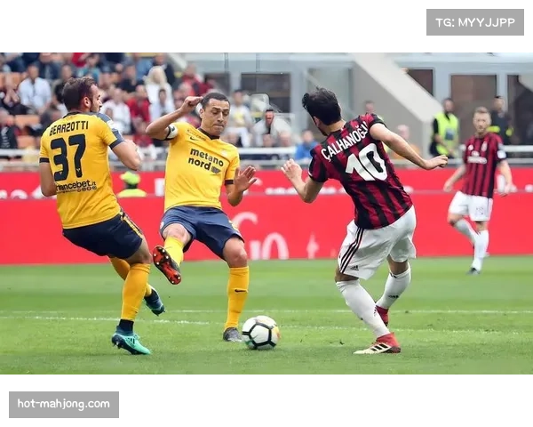 巴黎FC换帅孔布瓦雷首秀,防守侧重战术应对保级压力 巴黎FC换帅孔布瓦雷首秀,防守侧重战术应对保级压力